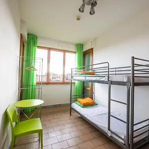 https://hostel-pisa.it-tuscanyhotel.com