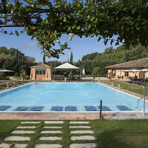 https://il-piccolo-castello.it-tuscanyhotel.com