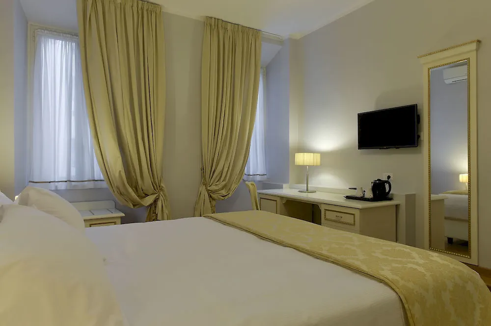 Gravina Suite Frattina Rome 3*,  Italy