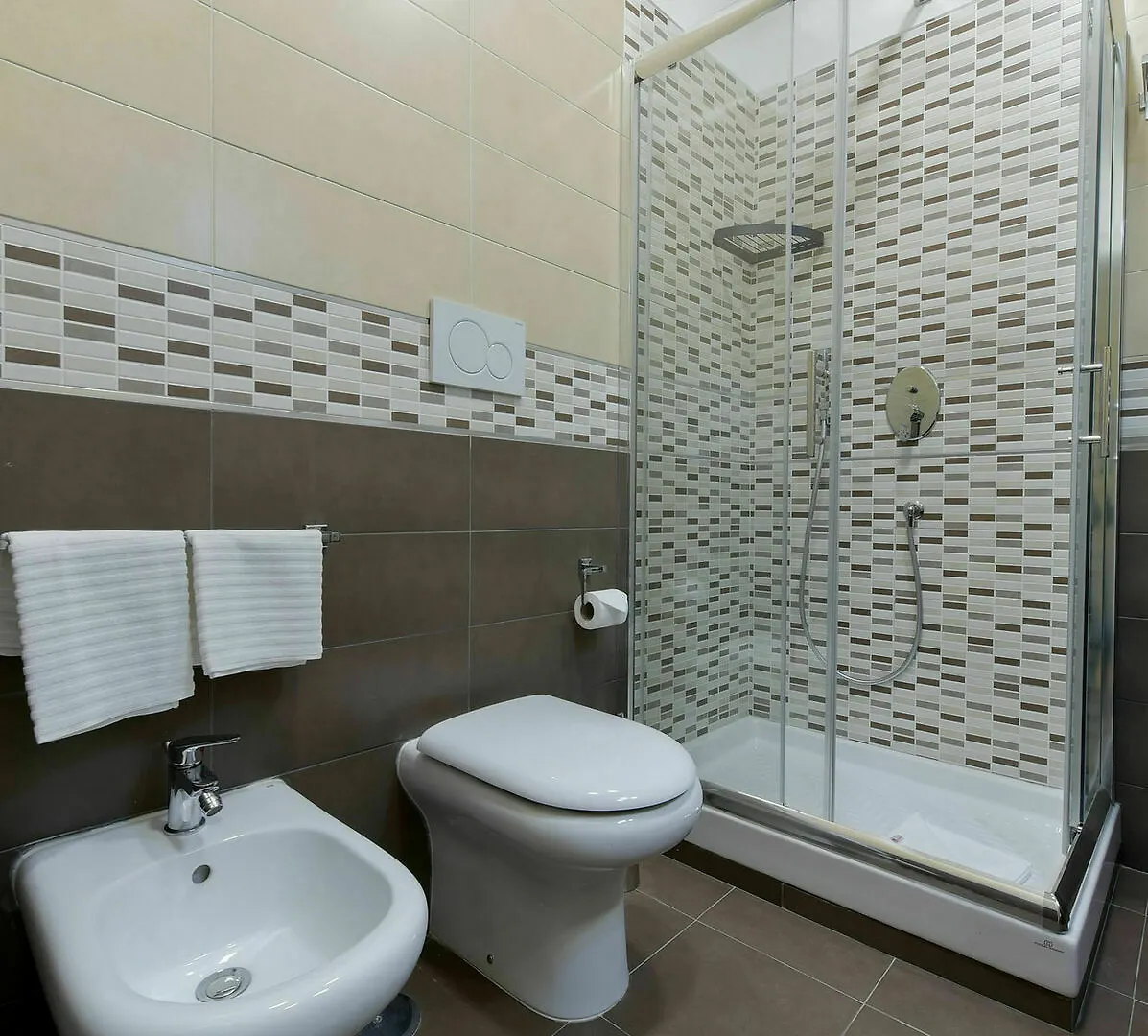 Gravina Suite Frattina Rome Bed & Breakfast