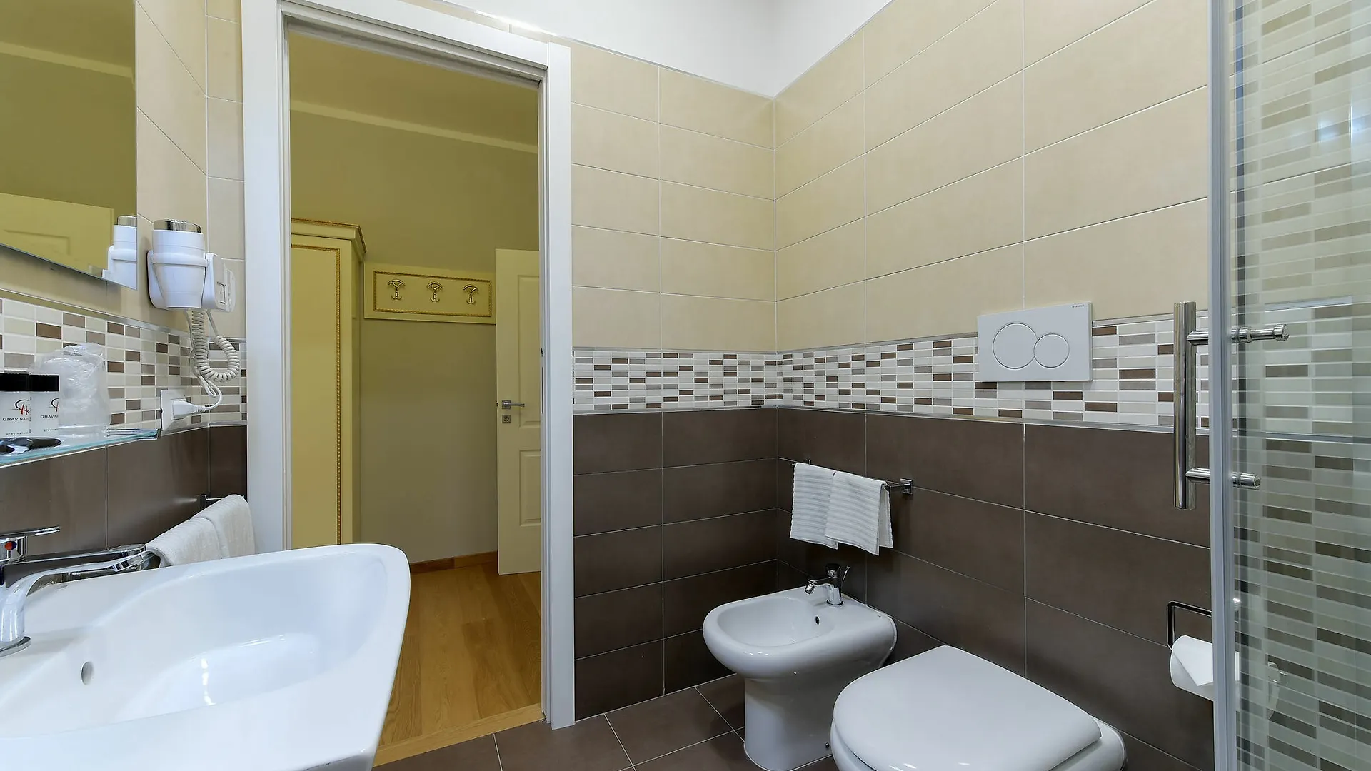 Gravina Suite Frattina Rome